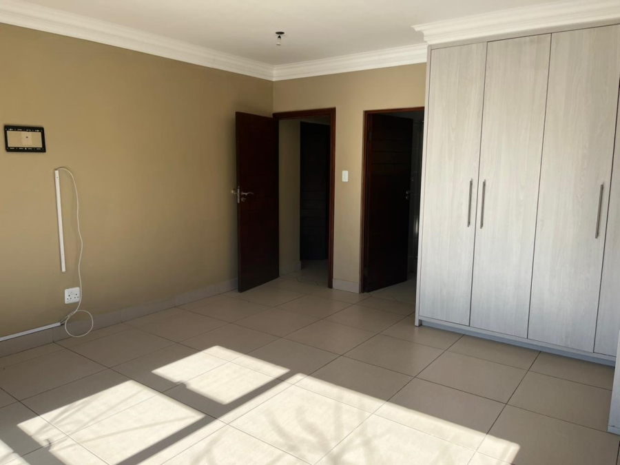 To Let 3 Bedroom Property for Rent in Heuwelsig Free State